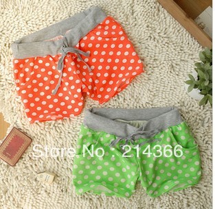 Free shipping  4 colors summer shorts dot cute one size