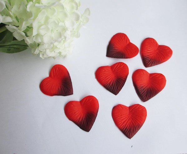 Free shipping 4000 pcs/ lot lot red/dark color for wedding flower/silk heart petals/artificial petals