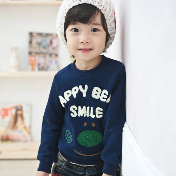 Free shipping 4pcs/lot  2013 spring children's clothing for boys and girls sweater Korean style of Winnie the letter 100-130