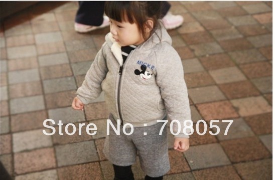 Free shipping 5 pcs/lot fashion  lovely thick warm kids hoodies fleece  mickey sweater coat children tops for  autumn and winter