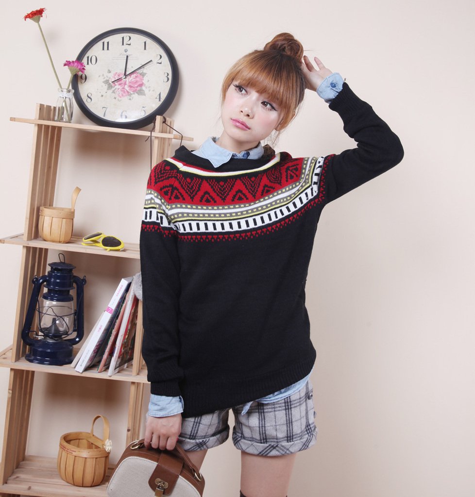 Free Shipping  autumn and winter color block decoration computer embroidered pattern pullover black sweater 6858 MY