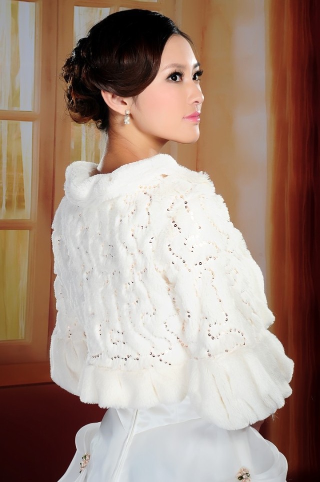 Free shipping Beautiful Faux Fur Party/Wedding Jacket/Wrap With Sequins (More Colors) Wedding Dress 2013