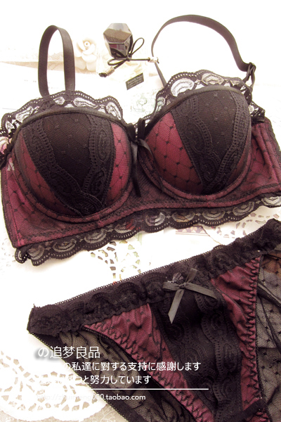 Free Shipping Black lace patchwork cover cup bra set sexy temptation 3 breasted adjustable underwear Wholesale