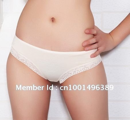 Free Shipping/ Brief panties/ Women's & laddies' underwear/ Lovely&sexy style/ Lace hollow out bow/ 100%cotton