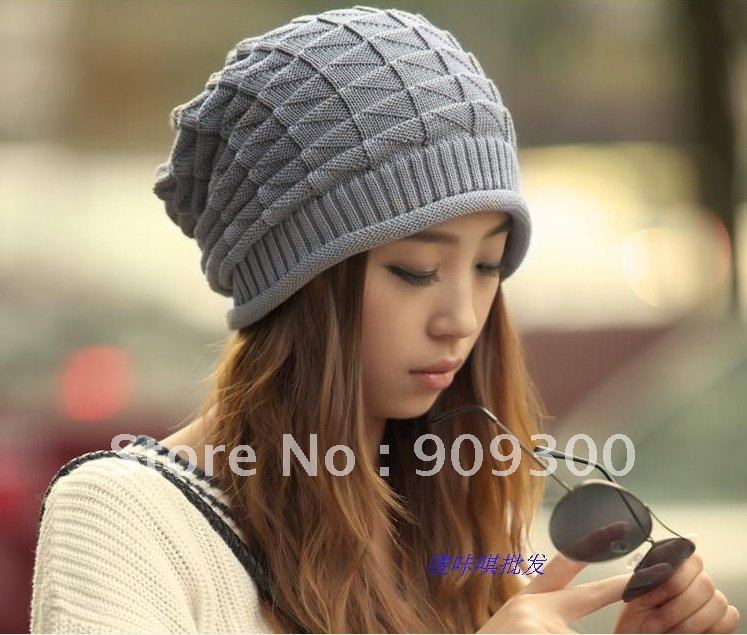 Free Shipping by EMS New2012 wholesale fashion knitted winter hat caps lady's warm knitting hats free size gift cheap 30pcs