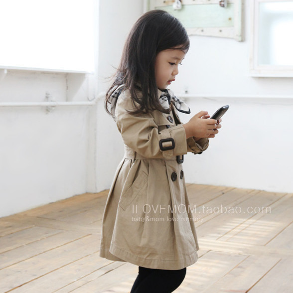Free Shipping Child female child spring and autumn gentlewomen A - shaped medium-long type trench overcoat outerwear 0387