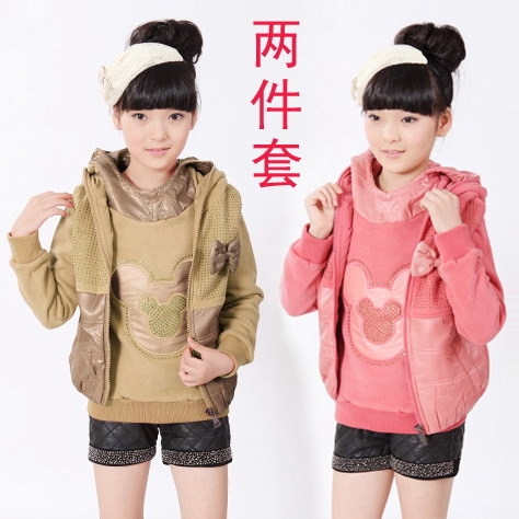 Free shipping Children's clothing female child autumn 2012 autumn small child sweatshirt vest set twinset t8