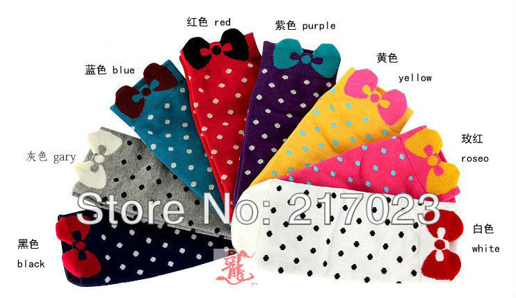 Free Shipping    Creative  lovely  Bowknot dot   casual athletic socks    comfortable socks   Random delivery  Can wholesale