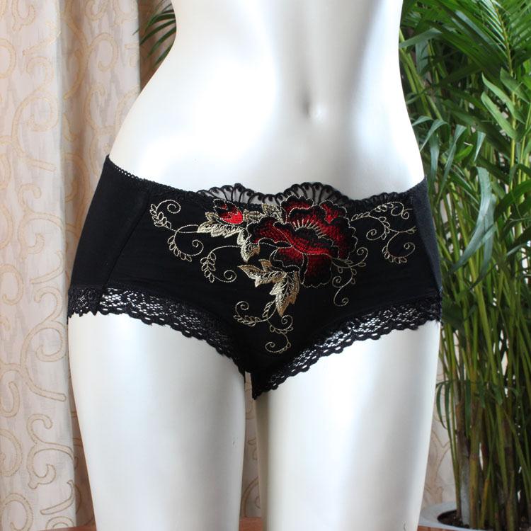 Free shipping embroidery panties female 100% cotton seamless plus size bamboo fibre women's trigonometric panties