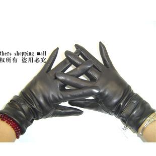 Free Shipping European version of the sheepskin women's short design senior genuine leather gloves black 0679