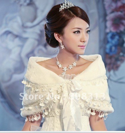Free Shipping Fashion Bridal Wedding Dress Accessories  white Jacket Circinate White Faux Fur Bridal Wrap Shrug D20