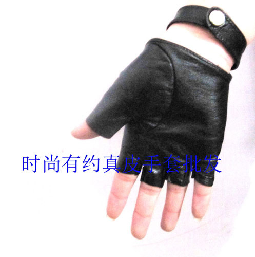 Free shipping Fashion half finger leather gloves 12