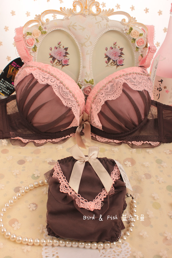 Free  shipping!! Fashion princess laciness  double breasted push up set