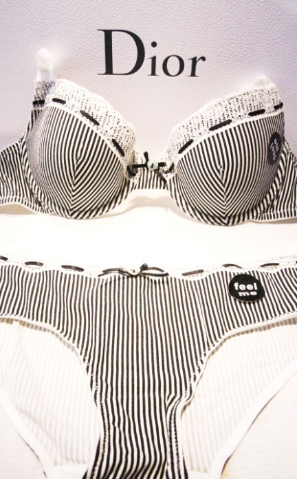 Free shipping Fashion underwear 100% cotton sexy thin bra push up lace stripe bra set