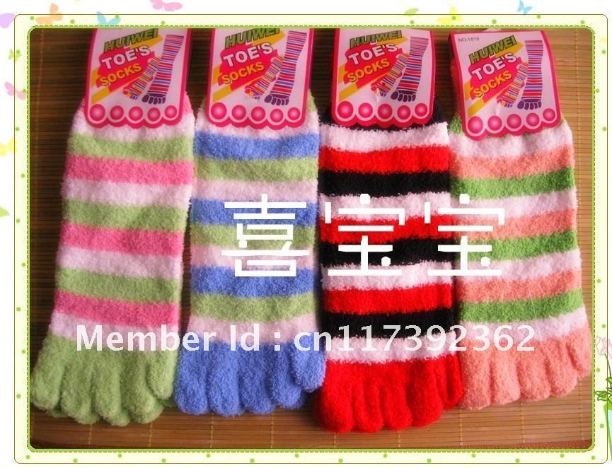 Free shipping, Fashion warm five fingers knitted socks/five-toes knitted socks for gift