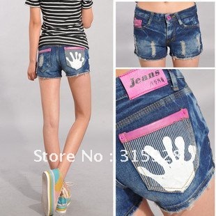 Free Shipping fashion women Frayed hole denim shorts wild jeans shorts women 712