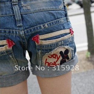 Free Shipping fashion women's Washed Fold Cuffed denim shorts 8853 hot shorts