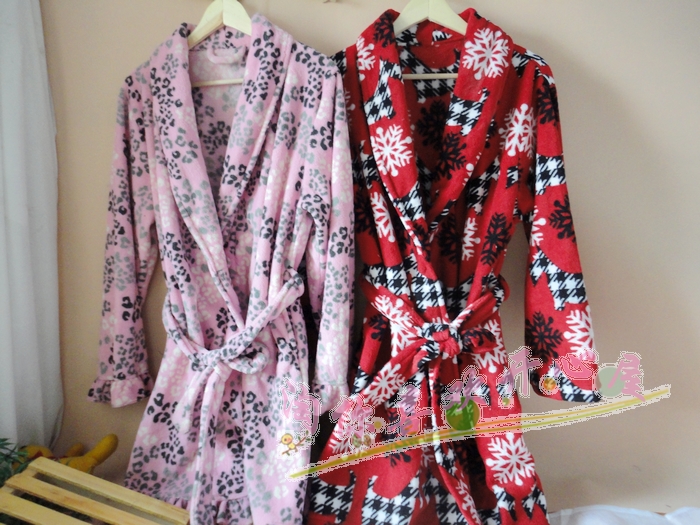 Free Shipping Female dot coral fleece robe home clothing bathrobes bathrobe 69 Wholesale price