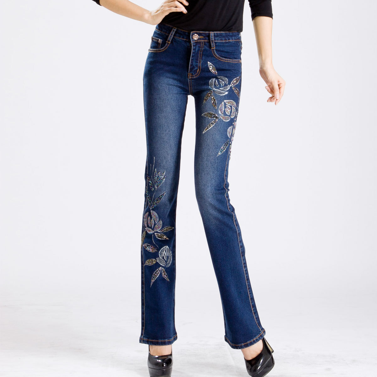 Free Shipping female retro hole butt-lifting jeans roll up colorful bead hand embroidered blue weila pants3 - 3095