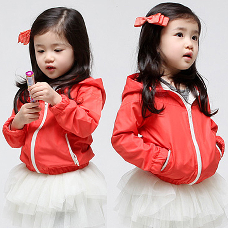 free shipping Girls clothing sweet with a hood zipper trench windproof waterproof outerwear
