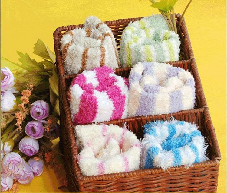 Free shipping,Good quality warm Candy socks wholesale