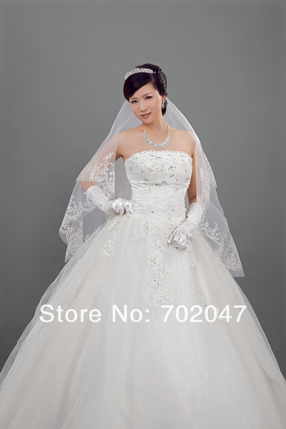 Free shipping Gorgeous wedding dress veils bridal veils for fashion ladies with comb