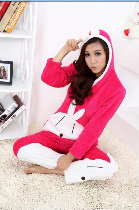 Free shipping+Guaranteed 100% Cartoon rascal rabbit upset coral fleece lovely ladies pajamas leisure wear set