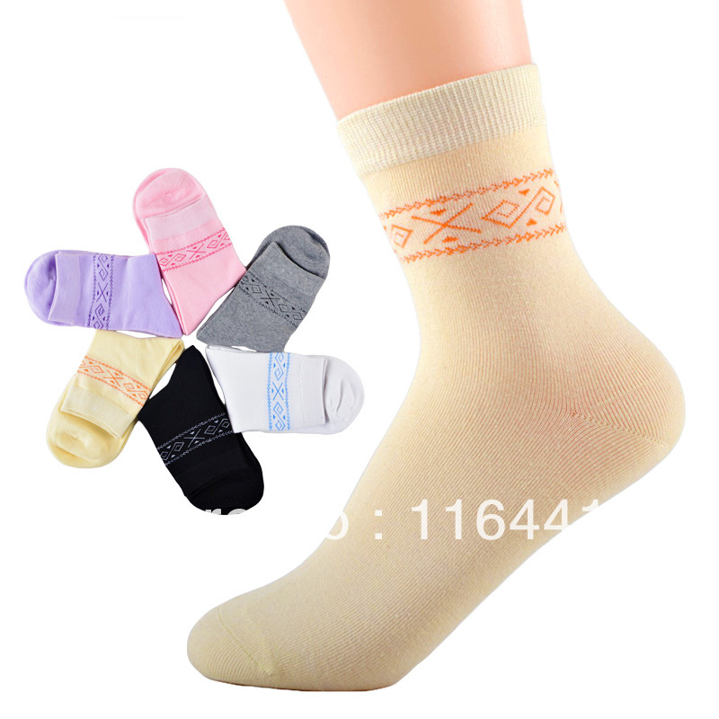 free shipping high quality cotton socks women comfortable sport socks Sweat-absorbent/Anti-Bacterial Quality goods