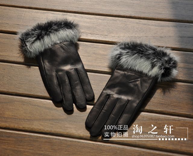 Free shipping! High quality Fashion warm sheepskin windproof ladies leather gloves women's mittens