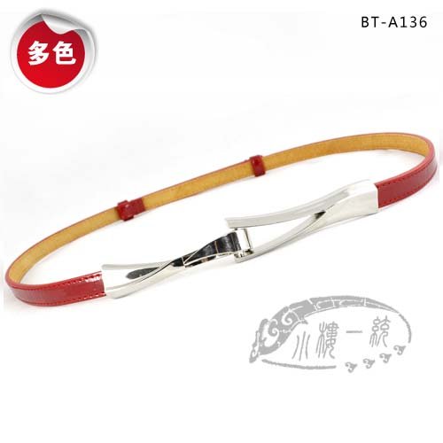 Free shipping hot High-quality Women Interlocking Buckle Patent Leather Skinny Belt ladies belts gA136dog