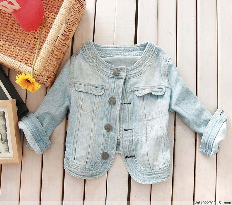 Free shipping,hot, New fashion denim coats /jackets korea design lady slim short outerwear women jeans coat Size-S/M/L