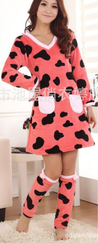 Free shipping hot sale red leopard grain and leg guard pajamas/ladies night robe,warm sexy pajamas,sleep gown