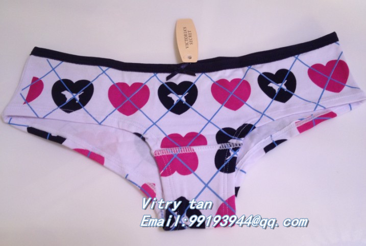 Free shipping Hot Sales Magic Pink Sexy Lady Panties Good Quality Women's panties with heart print wholesale