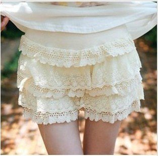 Free Shipping Hot Women's lace mini leggings shorts Pompon culottes Black, beige