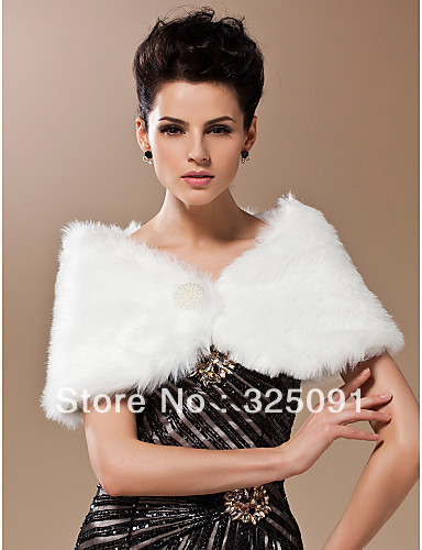 Free Shipping Ivory Faux Fur Bridal Wraps Special Occasion/ Wedding Jacket With Pearl Front Closure Shawls Stoles Tippets