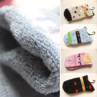 Free Shipping Kawaii Winter thickening Loop Pile Colorful Dots,Hearts Cotton Socks Towel Socks,Women's Socks Wholesale
