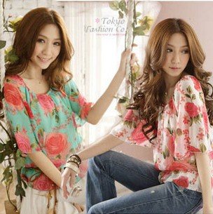Free shipping  Korean Design Womens Floral Chiffon Shirts Ladies Half Sleeve Rose Flower Loose Blouses Summer Wear