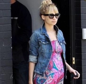 Free shipping Lady jeans jackets Hot-selling blue slim long-sleeve personalized all-match denim short jacket