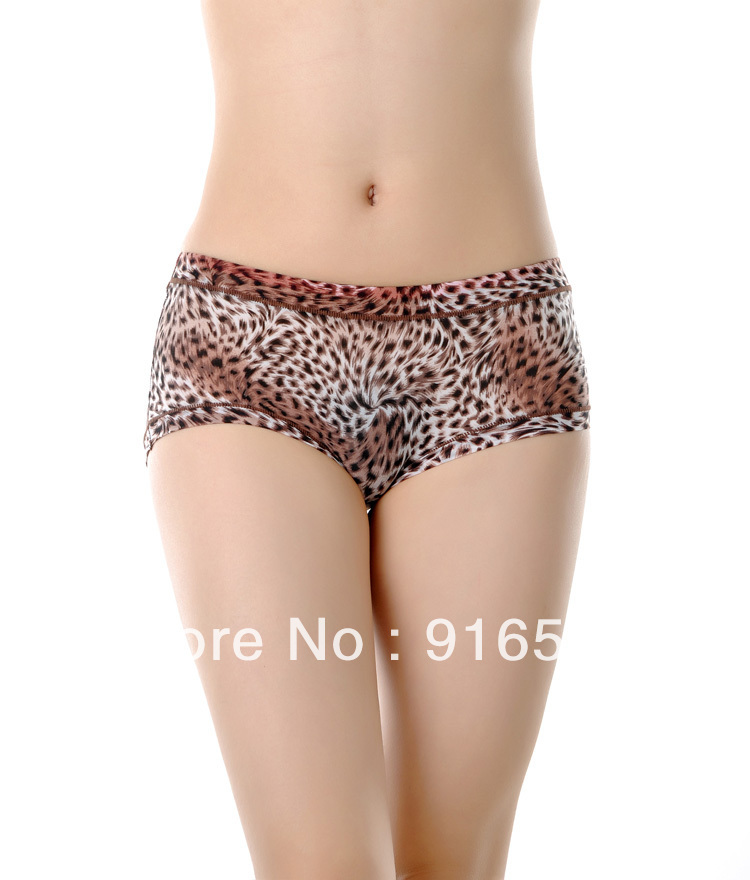 Free shipping Leopard Grain Bamboo Fiber Panties Sexy Pattern Women's Underwear Briefs Knickers[900852-510017C]