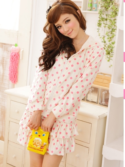 Free shipping  long-sleeve with a hood super soft velvet zipper sleepwear nightgown lounge set t-1102