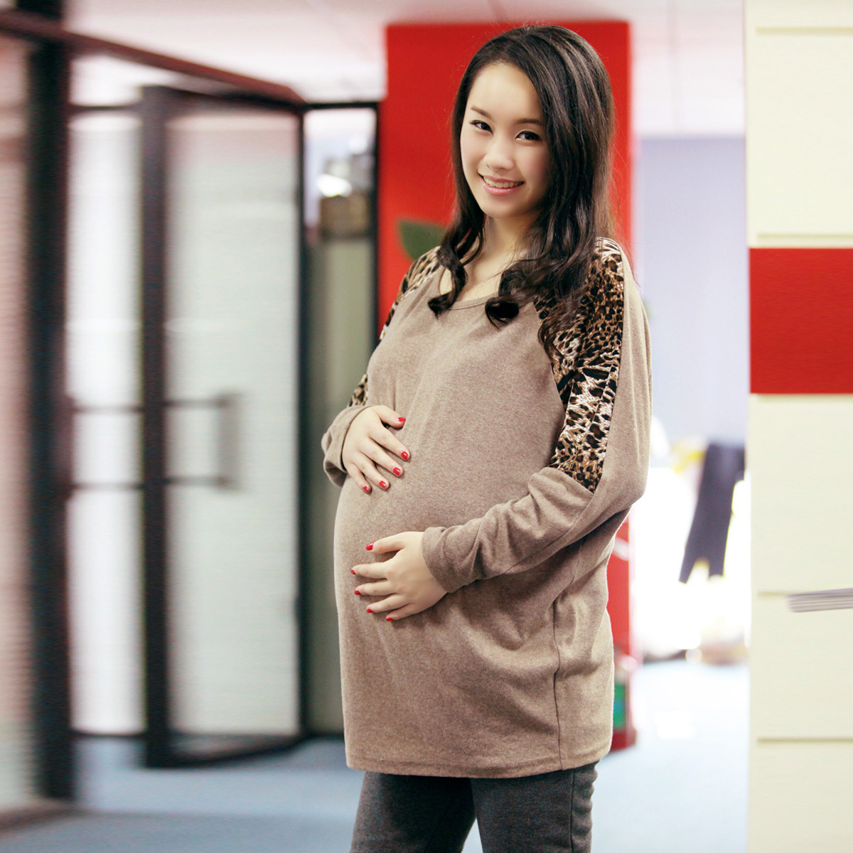Free shipping  maternity spring top fashion leopard print patchwork long-sleeve T-shirt loose maternity clothing 96627