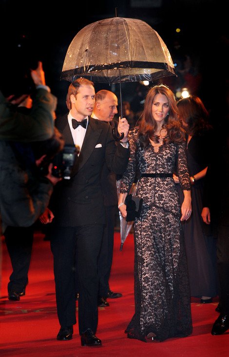 Free Shipping Mic A-line Black Long Sleeve Lace Floor Length Celebrity Dress Kate Middleton  A091907