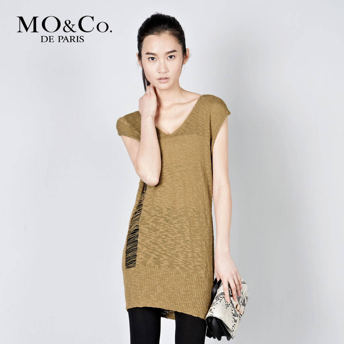 Free shipping Mo & co . mormons spring and autumn women's m111jey08 V-neck sleeveless sweater fashion moco