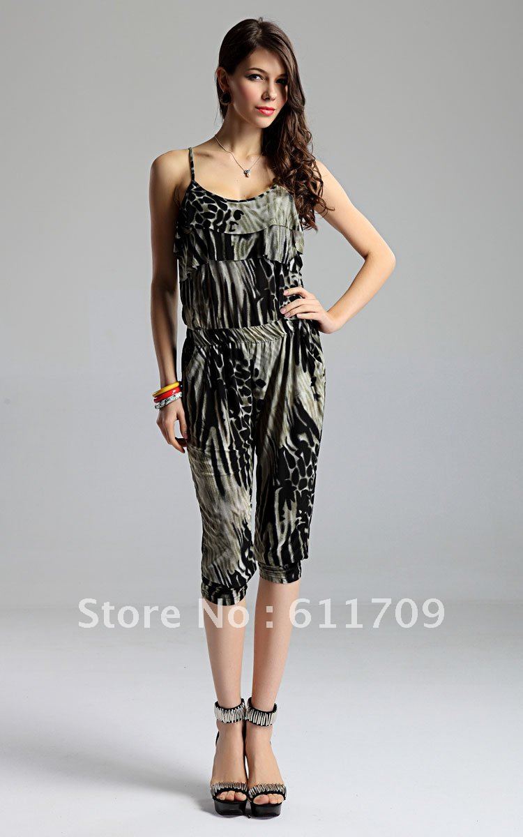 Free shipping  New Elegant Lady Woman Sexy Amy Green Flounce Jumpsuits Cat Suit