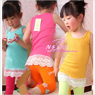 Free shipping new fashion 2012 girls clothing sleeveless T-shirt child tank all-match lace