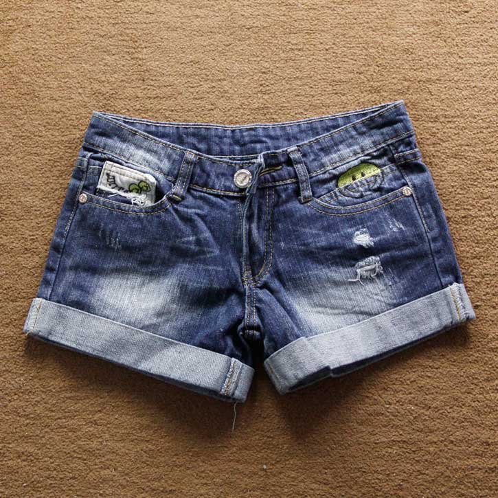 Free Shipping New Fashion 2012 Summer Korean Clothing for Women Cute denim shorts blue Embroidery Smiley Hot Pants Shorts