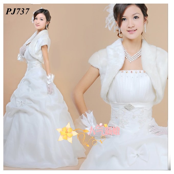 Free shipping New fashion faux fur coat bridal wrap shrug shawl ivory wedding gown APPAREL accessories Spring Hot Sale