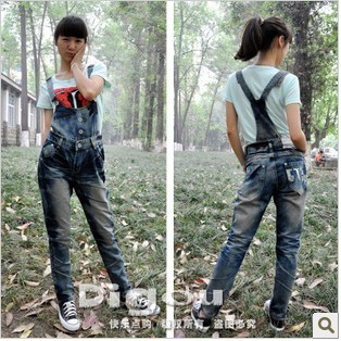 Free shipping new influx of denim overalls strap jeans code Harlan suspenders female trousers-G263