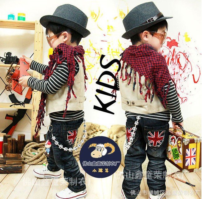 free shipping,New Korean children's wear jeans manufacturer the wholesale meters words pocket denim trousers for children