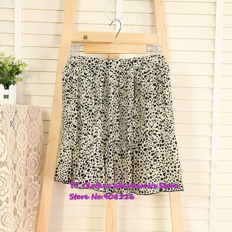 Free shipping,New spring summer 2013 women's Korean fashion retro floral pleated short skirts,ladie half dresses,1pcs/lot,X2986